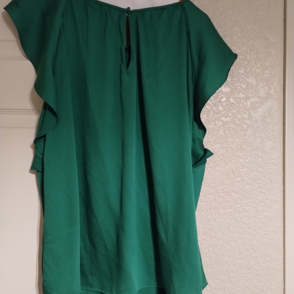 WHBM top
